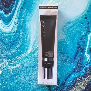 Becca ever matte por less priming perfector